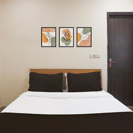 Super Hotel O S J Residency Delhi  Bagian luar foto
