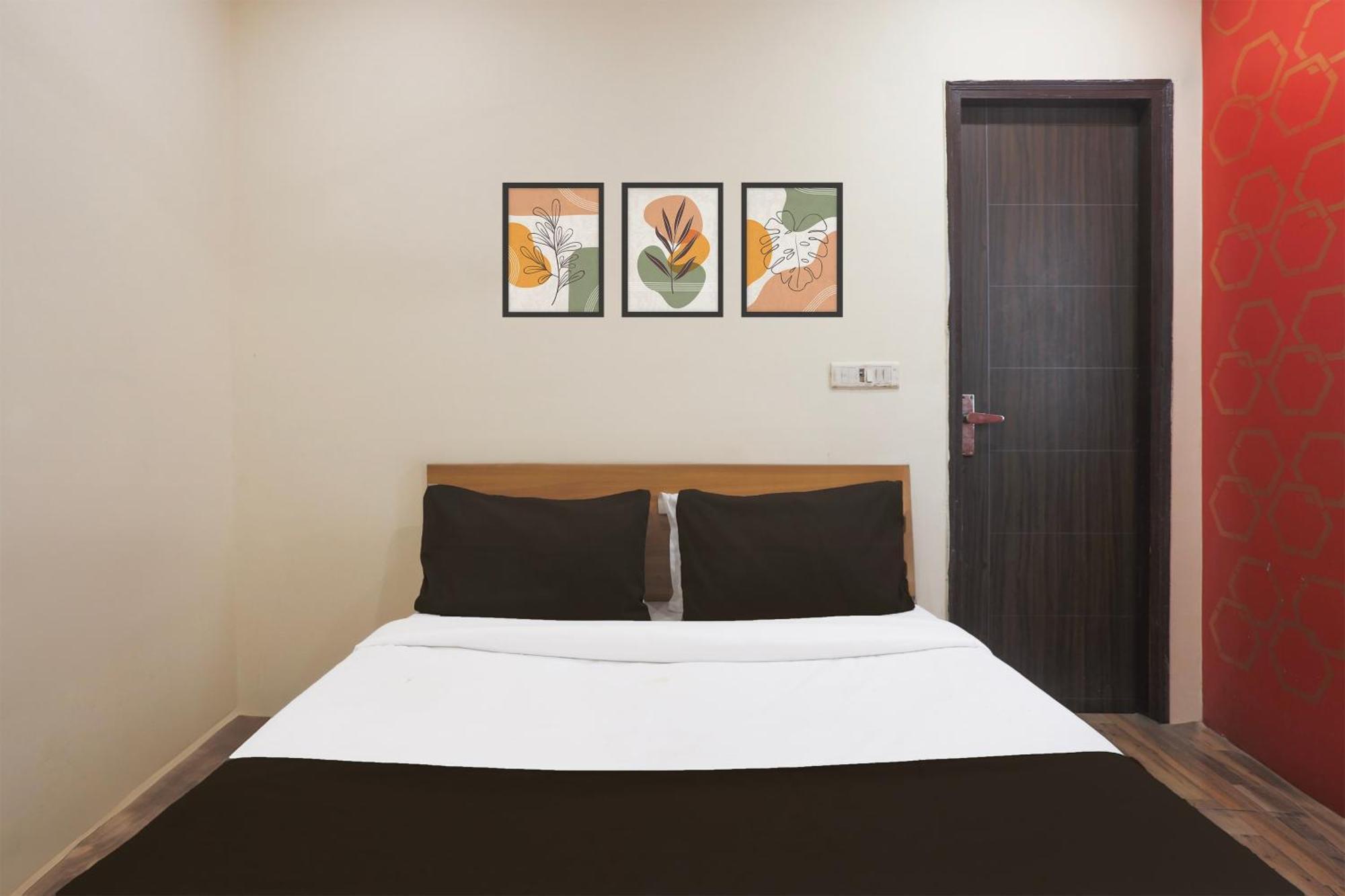 Super Hotel O S J Residency Delhi  Bagian luar foto
