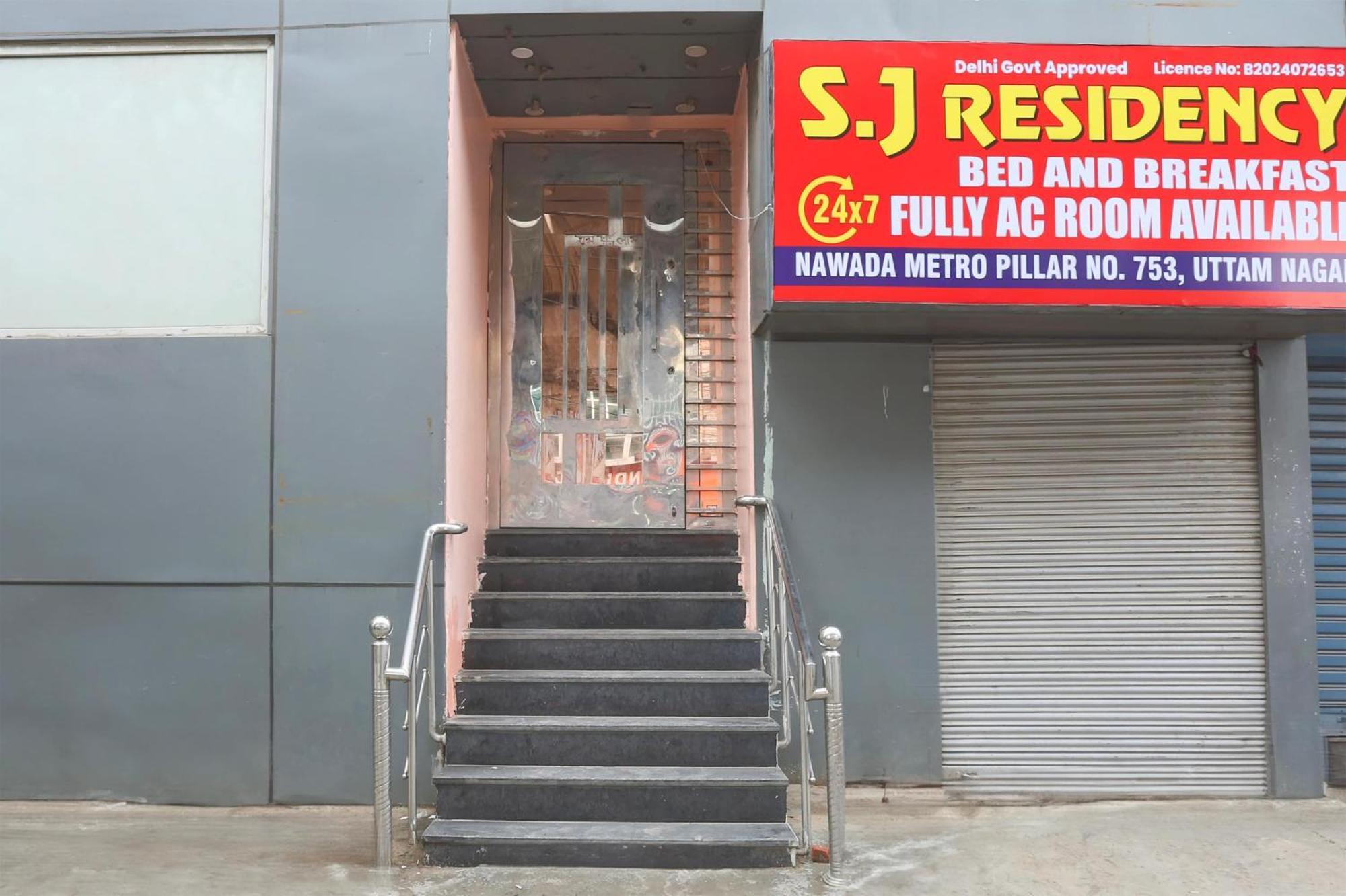 Super Hotel O S J Residency Delhi  Bagian luar foto